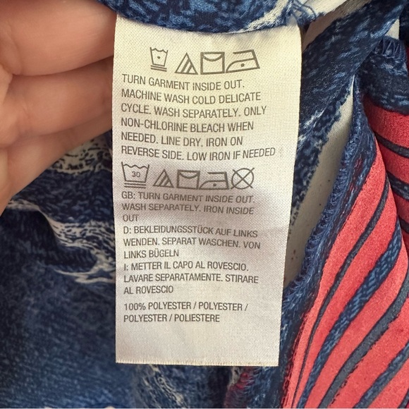 SOLD Quacker Factory Poncho Top 1X American Flag Red White Blue Stars Stripes Pa - Picture 7 of 7